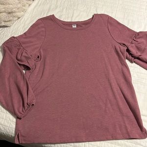 Women’s Large Old Navy sweatshirt. Only worn once!
